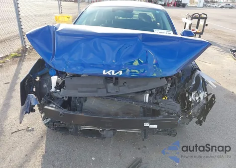 2025 Kia K4 Lxs from USA, damaged, VIN 3KPFT4DE3SE139242